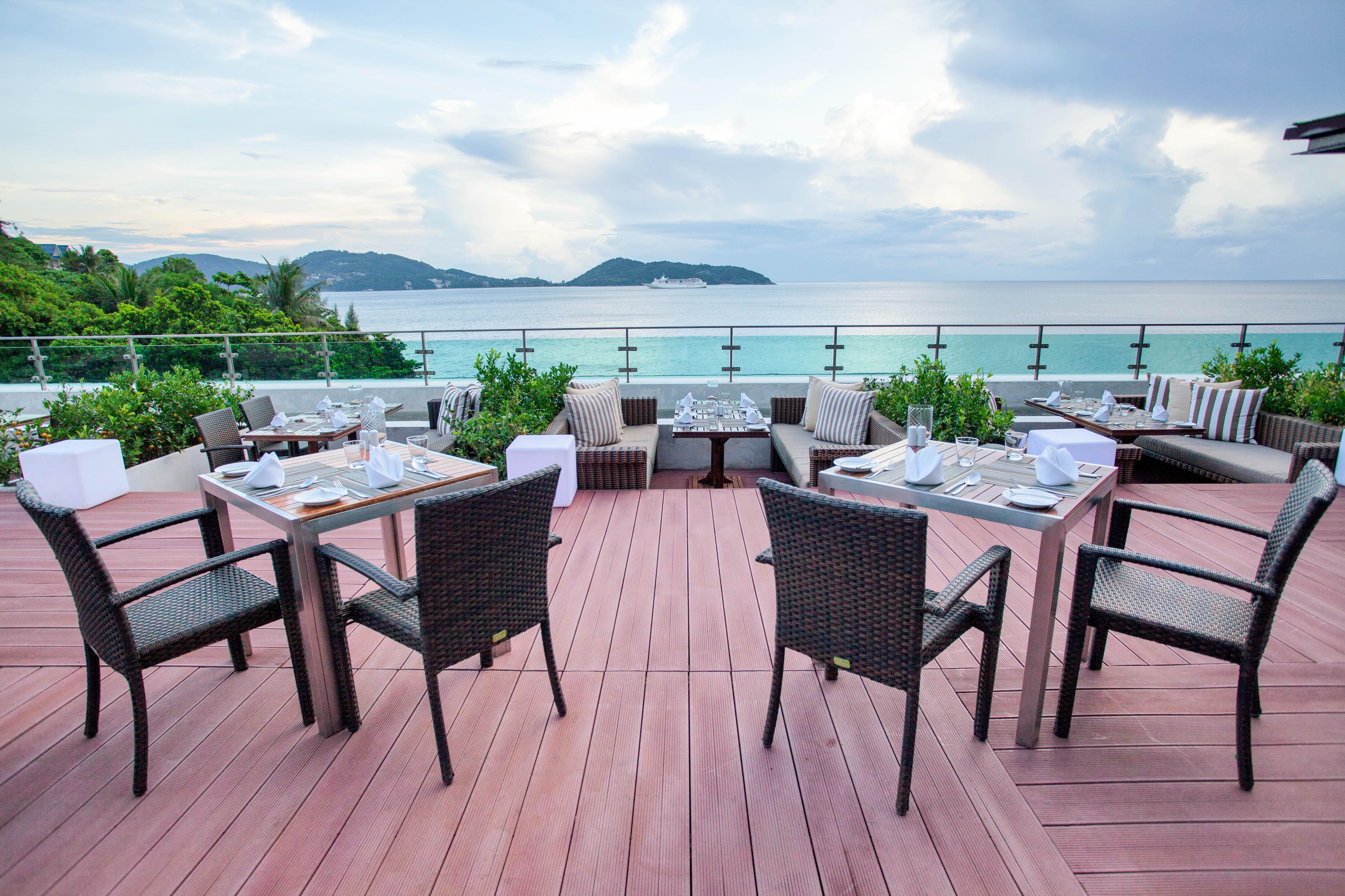 Zenmaya Oceanfront Phuket, Trademark Collection By Wyndham Patong Bagian luar foto The Deck