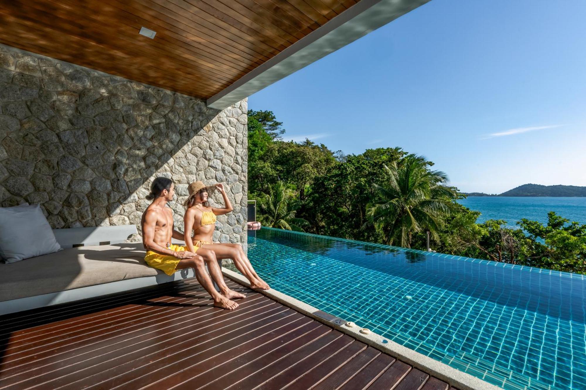 Zenmaya Oceanfront Phuket, Trademark Collection By Wyndham Patong Bagian luar foto View from the pool at the Villa